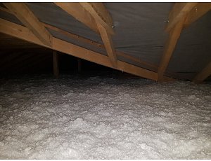 Foukaná izolace na strop v bungalovu